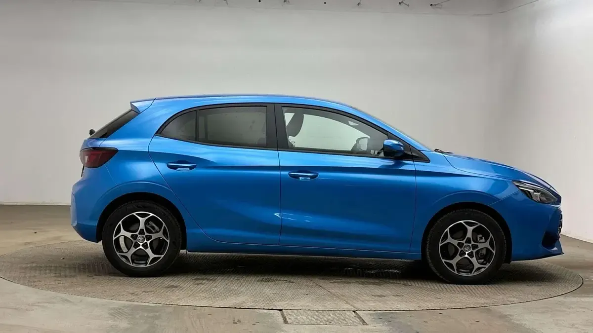 Used MG MG3 Trophy 194 HP (142 kW) 2025 Blue Hatchback