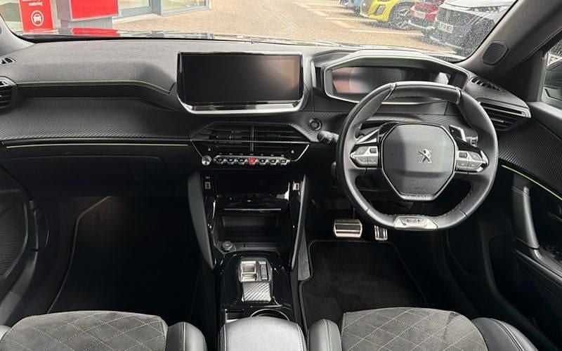 Used Peugeot 2008 Premium 131 HP (96 kW) 2022 SUV