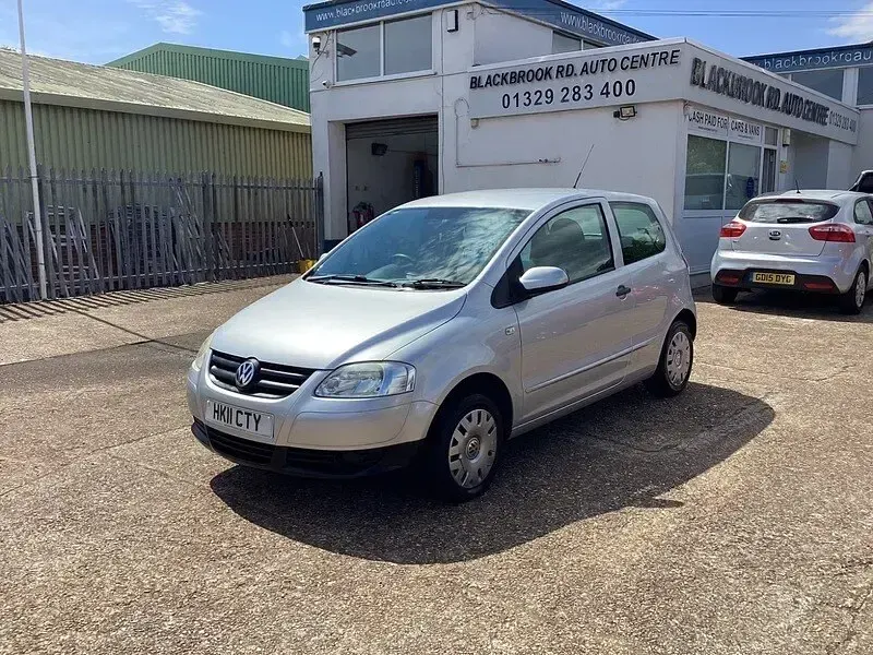 Used VW Fox 60 HP (44 kW) 2011 Silver Hatchback