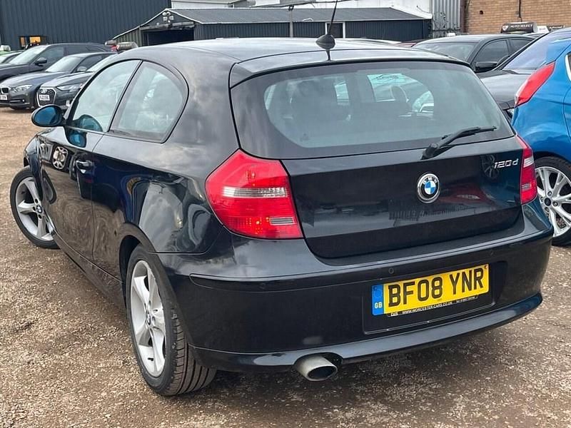 Used BMW 120 Comfort Edition 2008 Black Hatchback