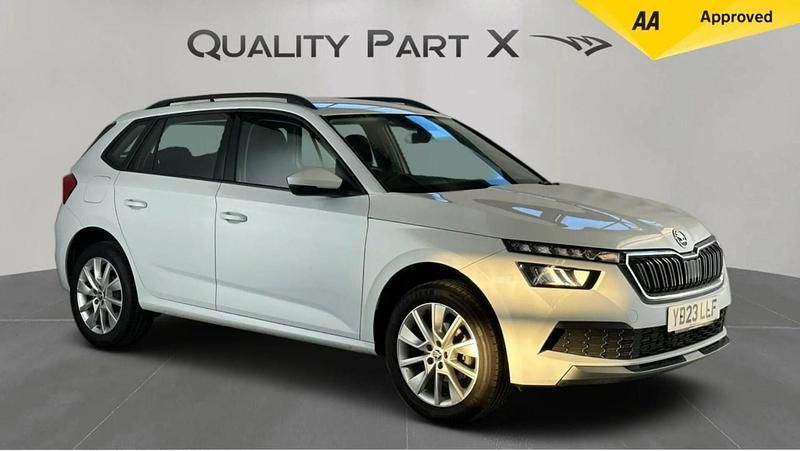 White Used 2023 Skoda Kamiq SE SUV | £11,799 (Good price) - Image 1/4