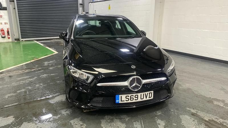 Used Mercedes A180 116 HP (85 kW) 2019 Black Hatchback