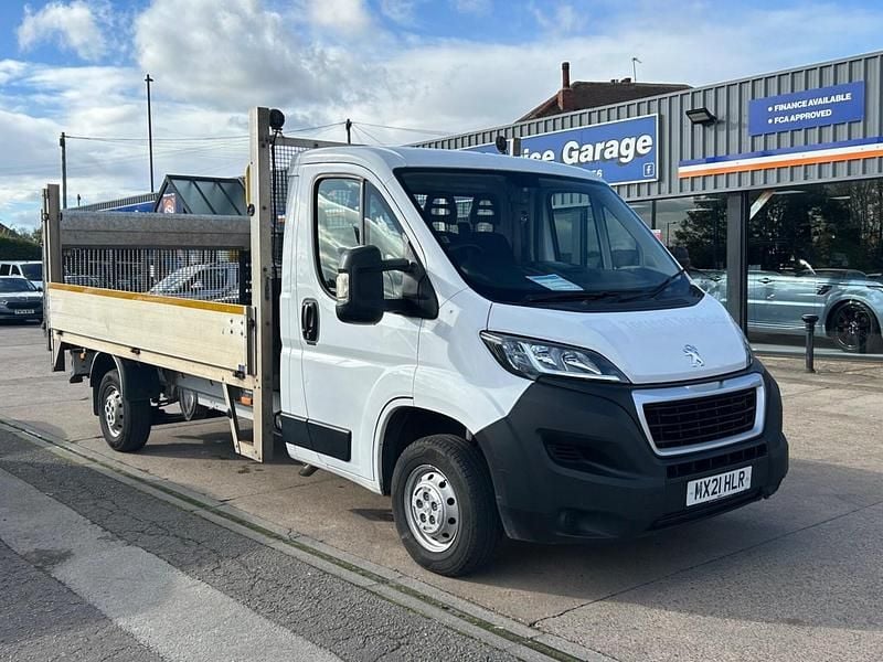 White Used 2021 Peugeot Boxer S Van | £8,995 (Super price) - Image 1/2