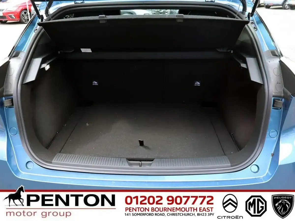 New MG MG4 EV 315 kW (429 HP) 2026 Blue Hatchback