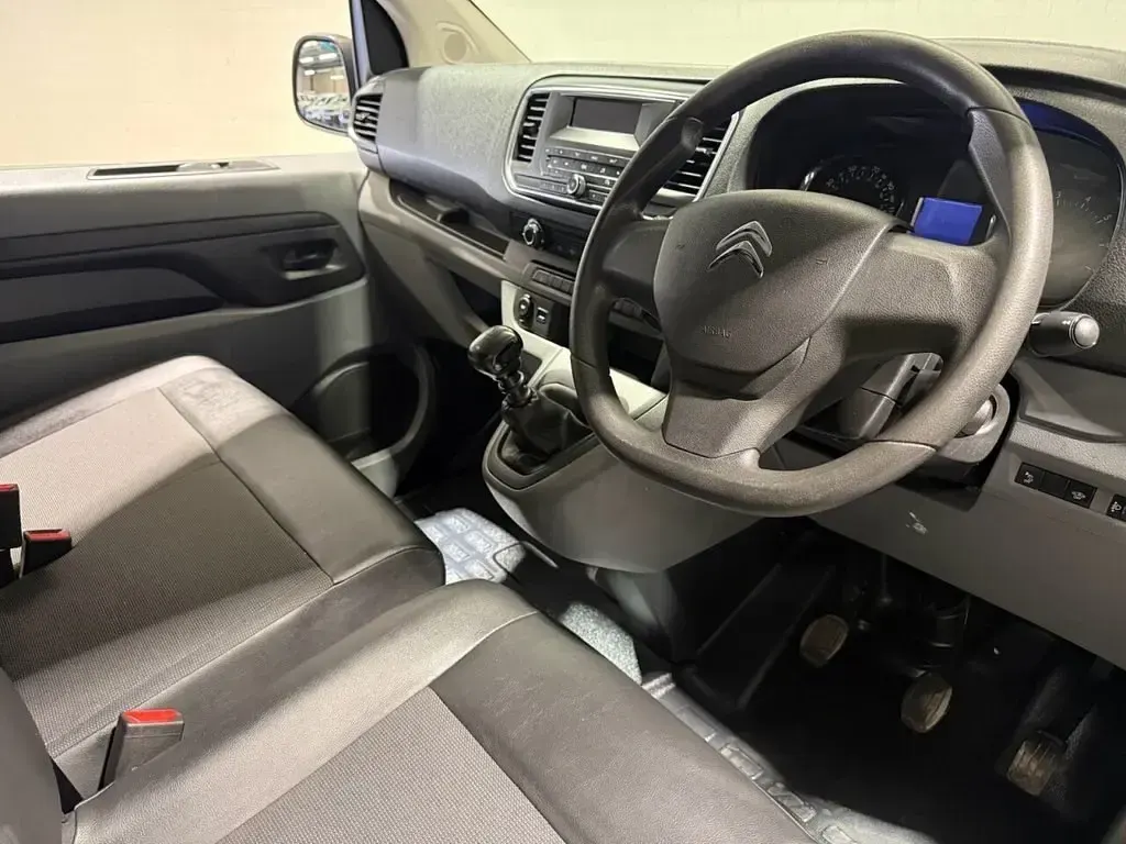 Używany Citroën Dispatch 100 KM (73 kW) 2020 Biały Minivan