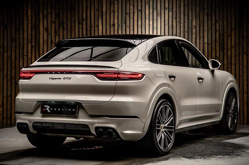 Used Porsche Cayenne 460 HP (338 kW) 2023 Beige SUV