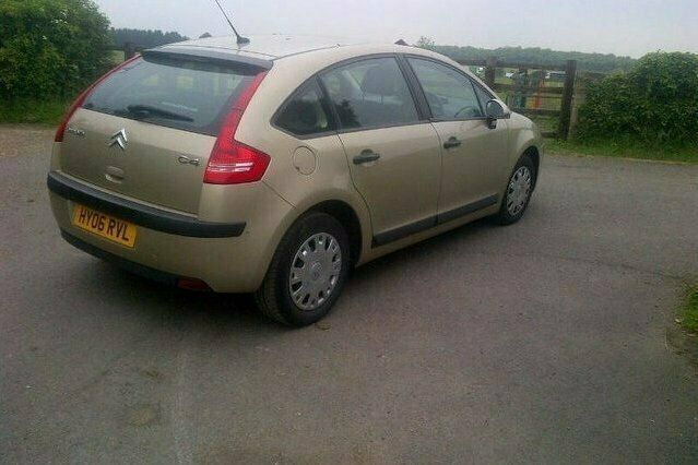 Used Citroën C4 90 HP (66 kW) 2006 Hatchback