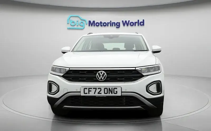 Begagnad VW T-Roc S 150 HK (110 kW) 2023 Vit SUV