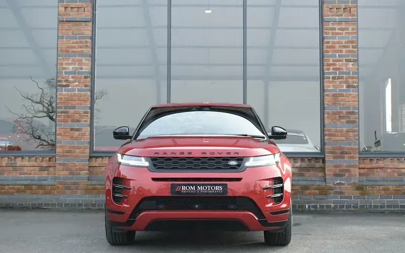 Used Land Rover Range Rover evoque SE Dynamic 253 HP (186 kW) 2023 SUV