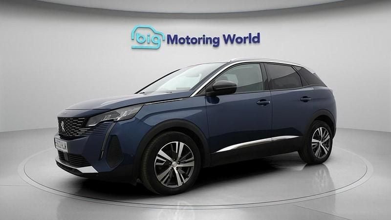 Used Peugeot 3008 Allure Premium 130 HP (95 kW) 2022 Blue SUV