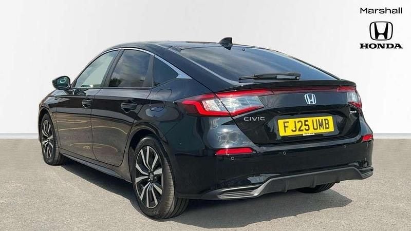 Used Honda Civic Elegance 182 HP (133 kW) 2025 Premium paint  crystal black  Hatchback