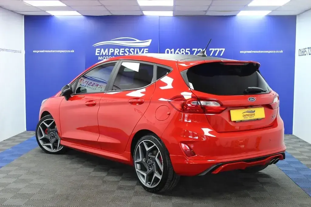 Used Ford Fiesta ST 200 HP (147 kW) 2019 Red Hatchback