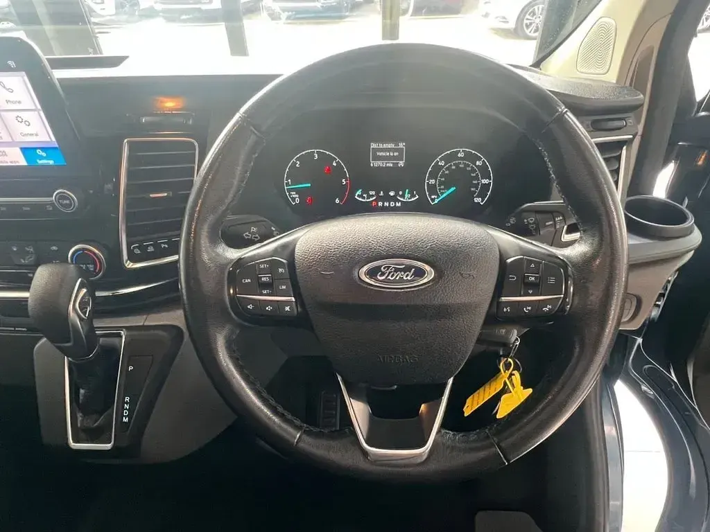 Used Ford Transit Custom Limited 170 HP (125 kW) 2019 Blue Van