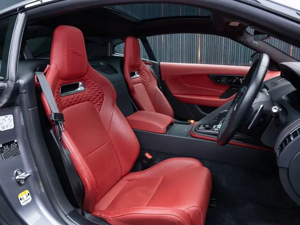 Usado Jaguar F-Type S 2023 Cinzento Coupé