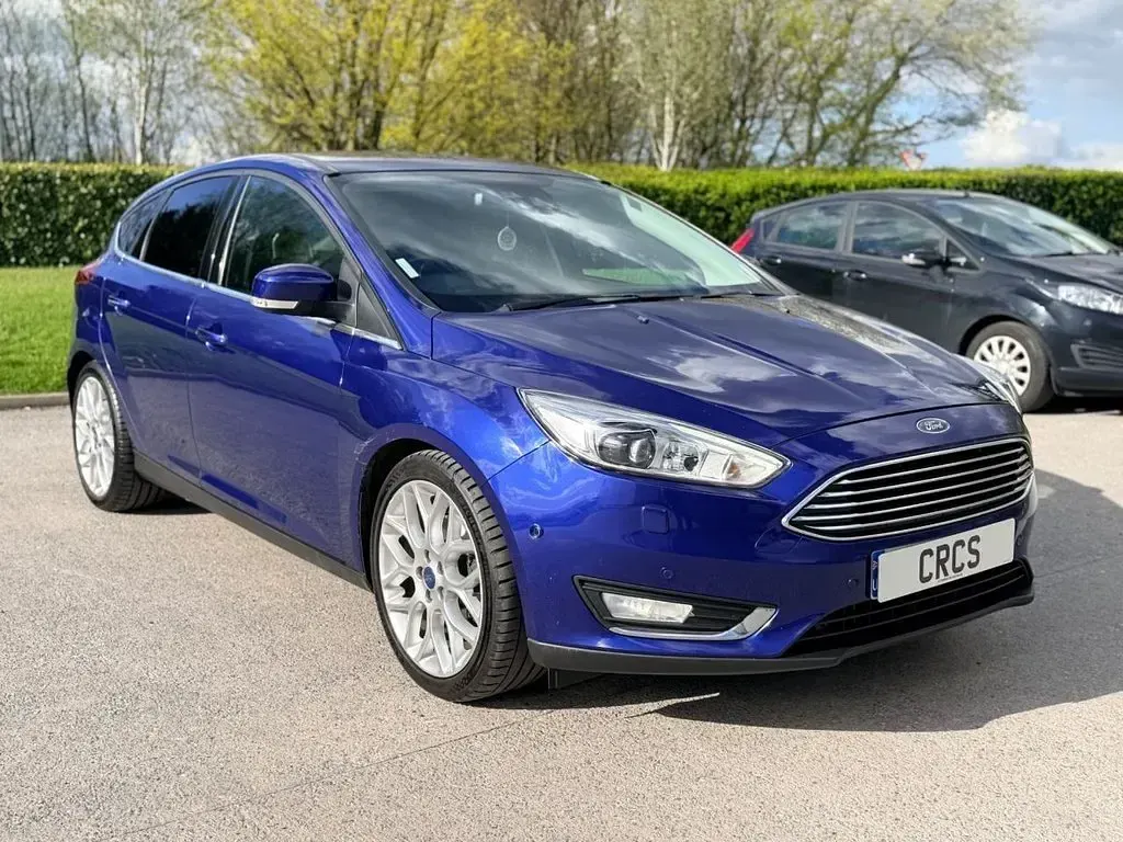 Used Ford Focus Titanium X 182 HP (133 kW) 2014 Blue Hatchback