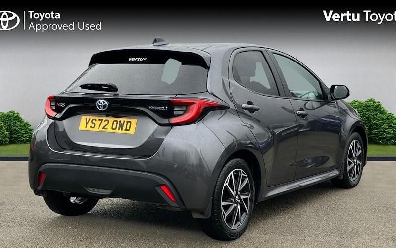 Used Toyota Yaris Hybrid Design 116 HP (85 kW) 2026 Hatchback