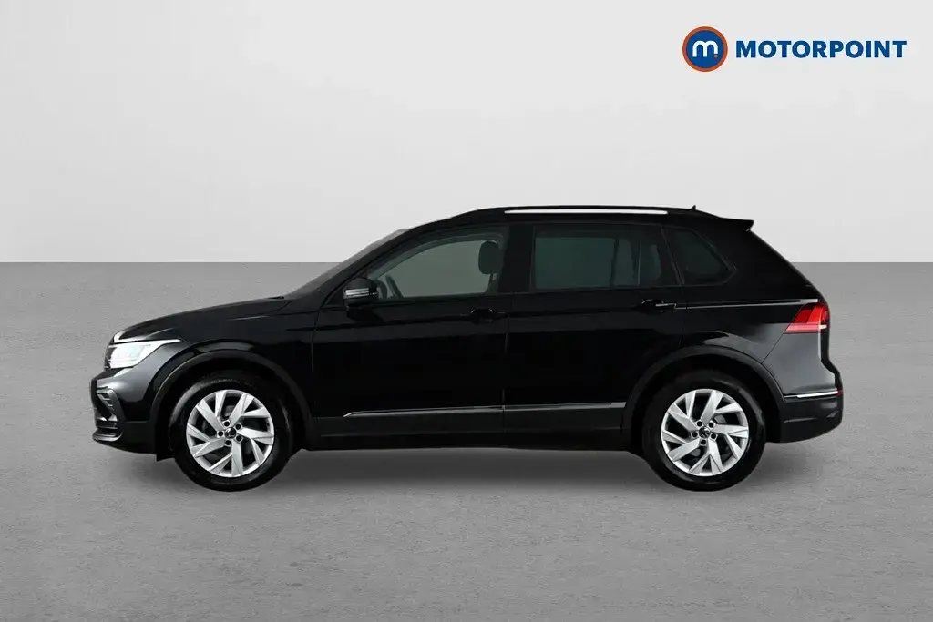 Used VW Tiguan Life 150 HP (110 kW) 2022 Black SUV