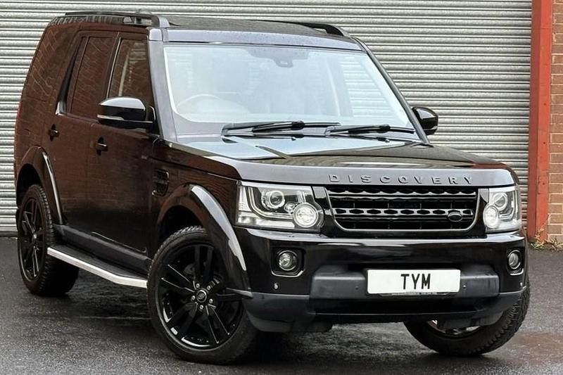 Black Used 2014 Land Rover Discovery 4 HSE Luxury SUV | £12,995 (Good price) - Image 1/1