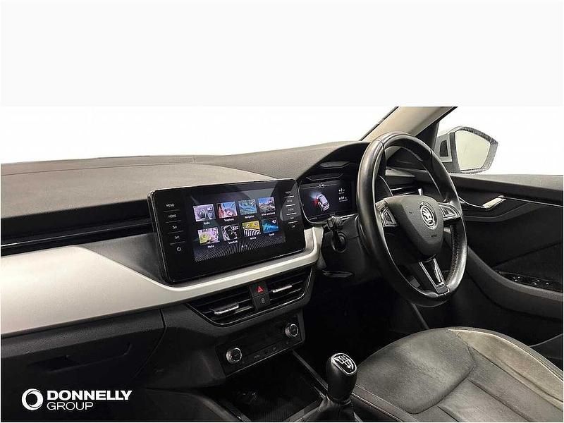 Used Skoda Kamiq SE L 85 HP (62 kW) 2019 Brilliant silver metallic SUV