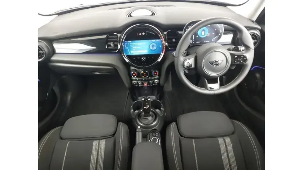 Used Mini Cooper S Classic 178 HP (130 kW) 2024 Green Hatchback