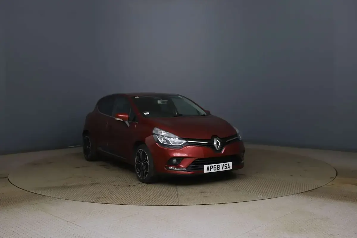 Used Renault Clio Iconic 90 HP (66 kW) 2019 Hatchback