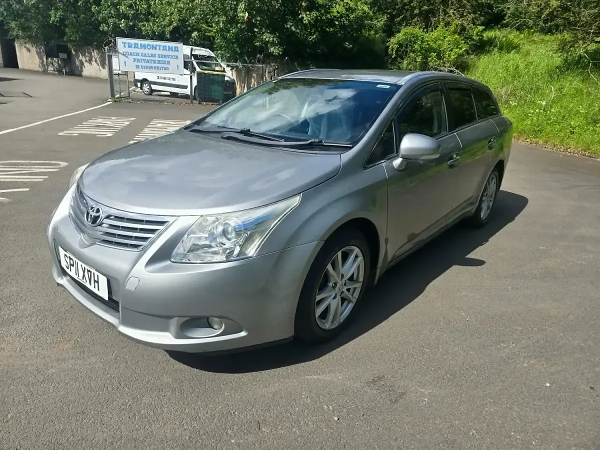 Used Toyota Avensis 2011 Grey Estate