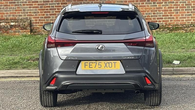 Used Lexus UX Sport Design Packet 196 HP (144 kW) 2025 Grey SUV