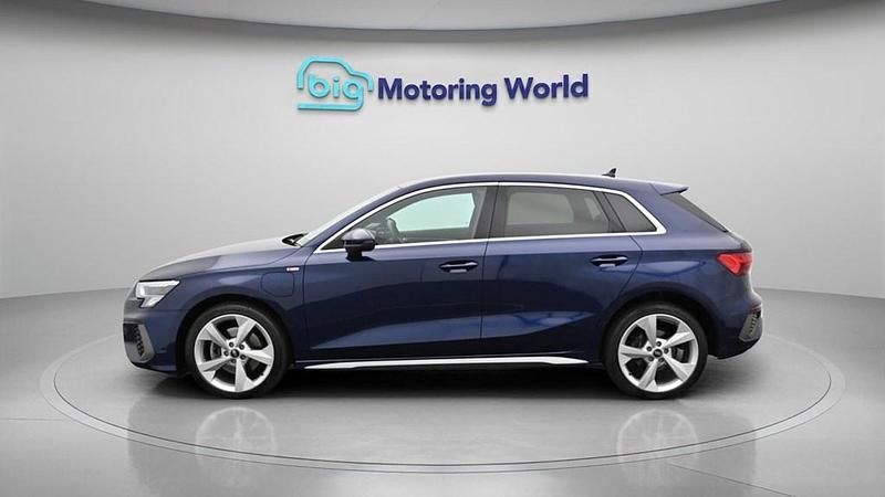 Used Audi A3 Sportback e-tron S-Line 204 HP (150 kW) 2024 Blue Hatchback