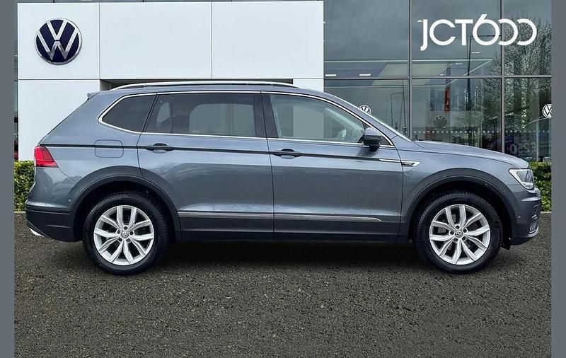 Used VW Tiguan Allspace Match 150 HP (110 kW) 2020 Grey SUV