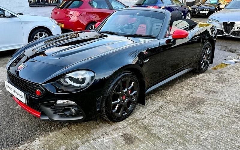 Used Abarth 124 Spider 170 HP (125 kW) 2018 Black Cabriolet