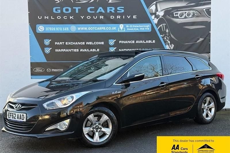 Black Used 2012 Hyundai i40 Premium Estate | £3,995 (Fair price) - Image 1/1