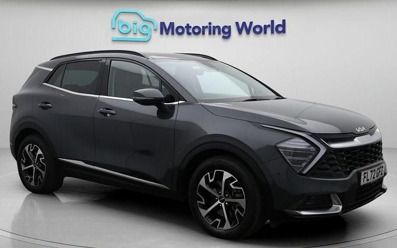 Used 2022 Kia Sportage 4 SUV | £25,900 (A bit pricey) - Image 1/4