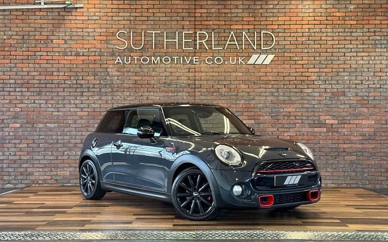 Used 2016 Mini Cooper S Hatch Hatchback | £8,150 (Fair price) - Image 1/4