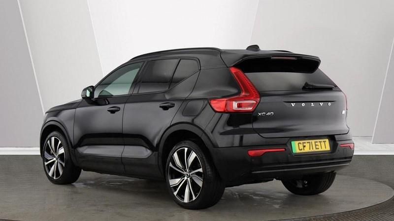Used Volvo XC40 Pro 300 kW (408 HP) 2021 Black SUV