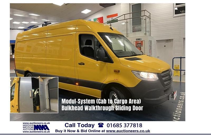 Used Mercedes Sprinter Progressive 143 HP (105 kW) 2020 Yellow Van