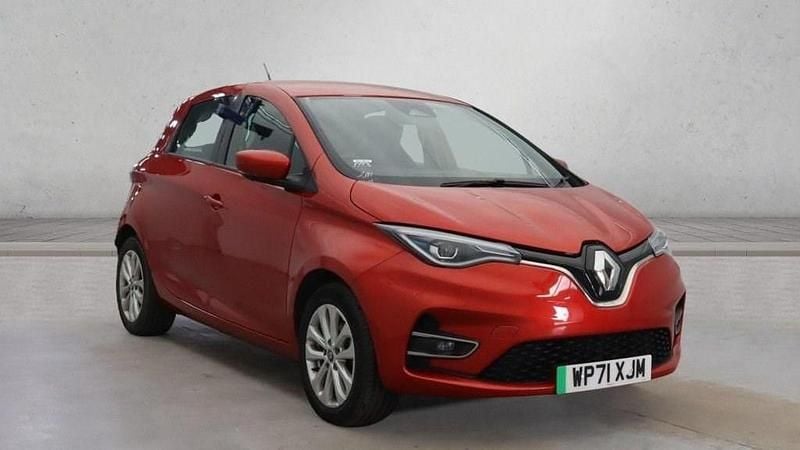 Used Renault Zoe Iconic 78 kW (107 HP) 2021 Red Hatchback