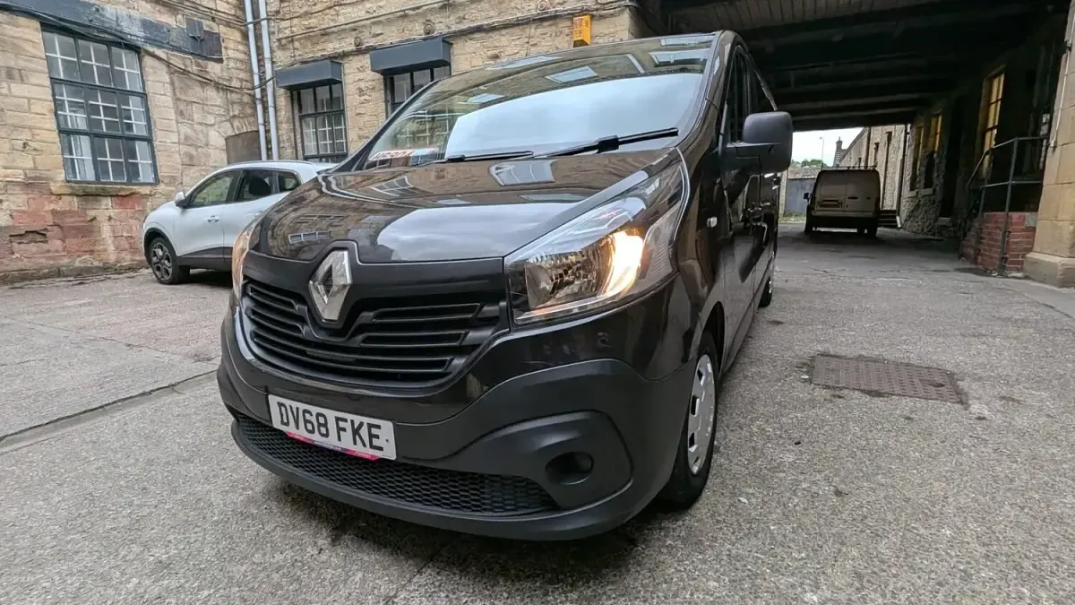 Used Renault Trafic Business 2018 Black MPV
