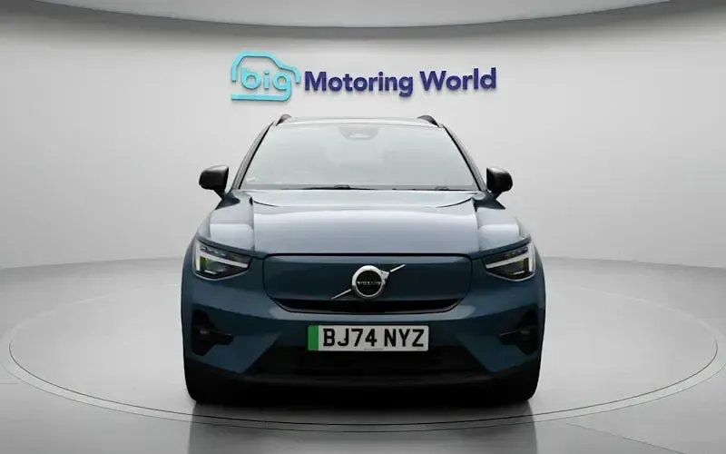 Usado Volvo EX40 Ultra 187 kW (255 CV) 2024 Azul SUV