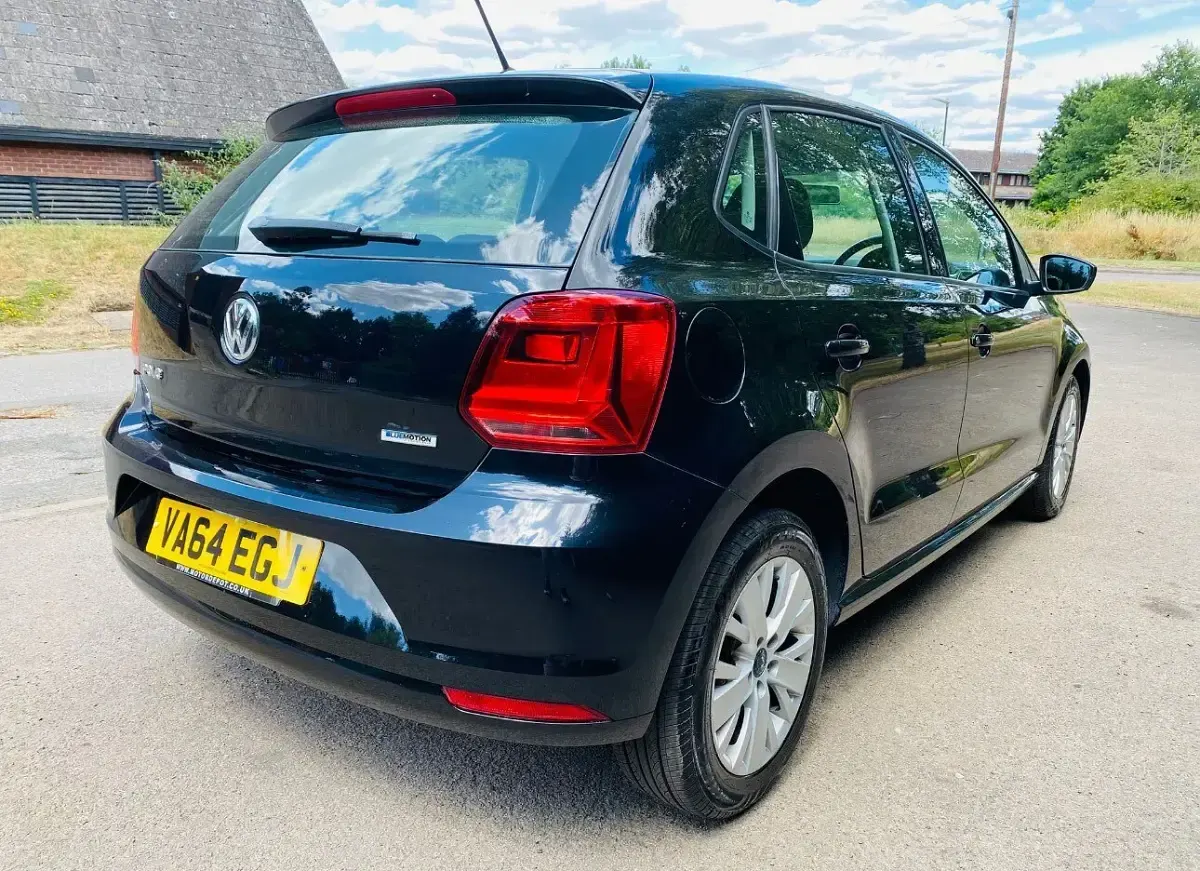Used VW Polo SE 60 HP (44 kW) 2014 Black Hatchback