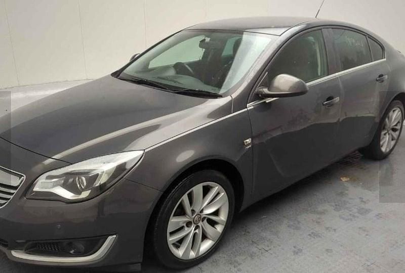 Used Vauxhall Insignia SRi 140 HP (102 kW) 2013 Grey Hatchback