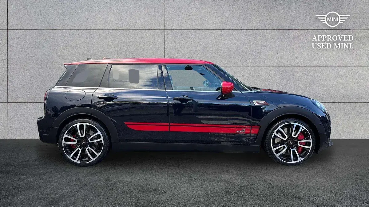 Used Mini John Cooper Works Clubman 302 HP (222 kW) 2019 Black Estate