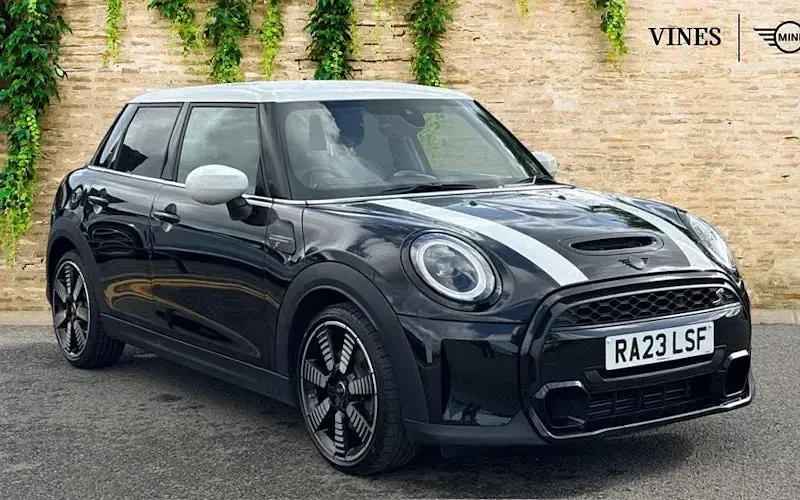 Used Mini Cooper S Exclusive 178 HP (130 kW) 2022 Hatchback