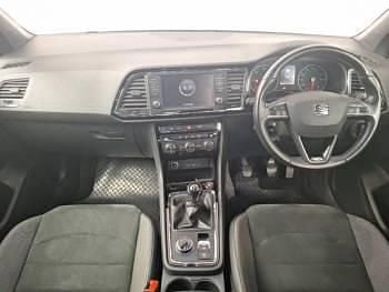 Image 3/4