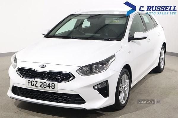 Used Kia Ceed 2020 White Hatchback