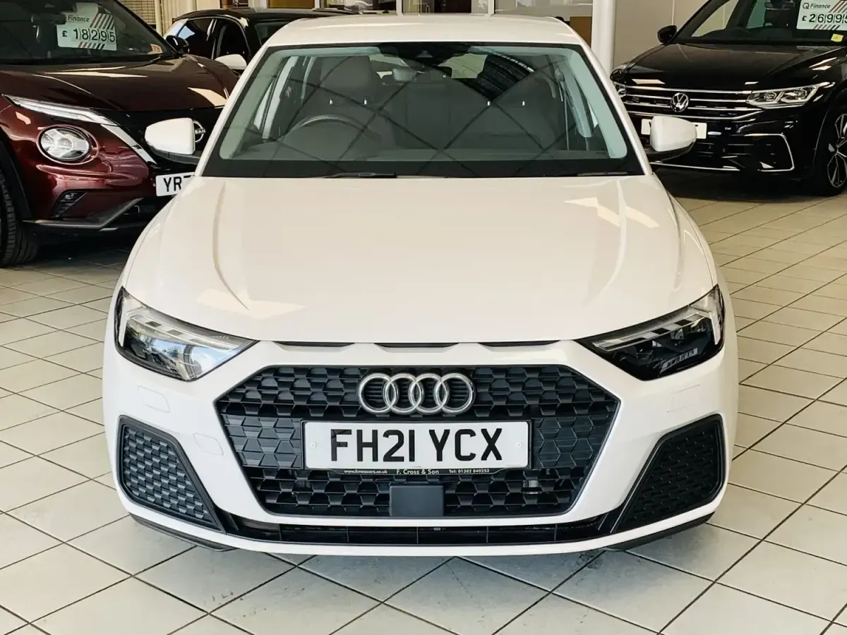 Używany Audi A1 2021 Biały SUV