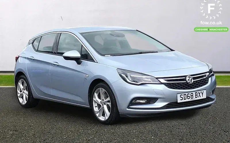 Used Vauxhall Astra SRi 200 HP (147 kW) 2018 Hatchback