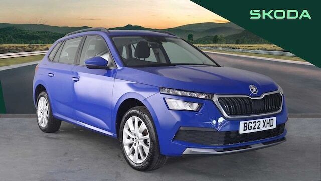 Energy blue Used 2022 Skoda Kamiq SE SUV | £14,295 (Good price) - Image 1/4