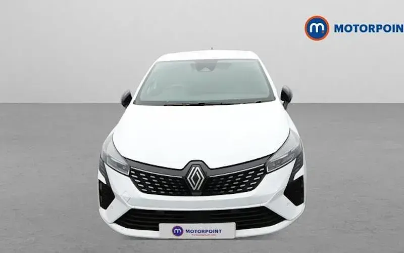 Used Renault Clio Techno 143 HP (105 kW) 2025 Hatchback