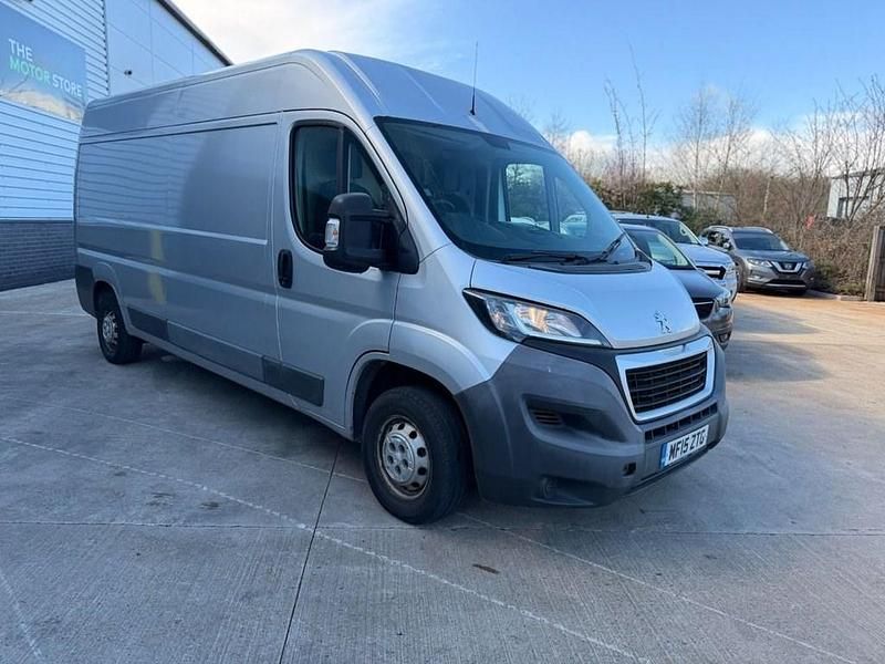 Used Peugeot Boxer 130 HP (95 kW) 2015 Silver Van