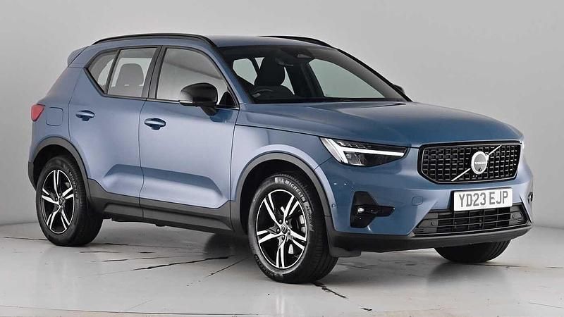 Blue Used 2023 Volvo XC40 Plus SUV | £29,995 (Fair price) - Image 1/4